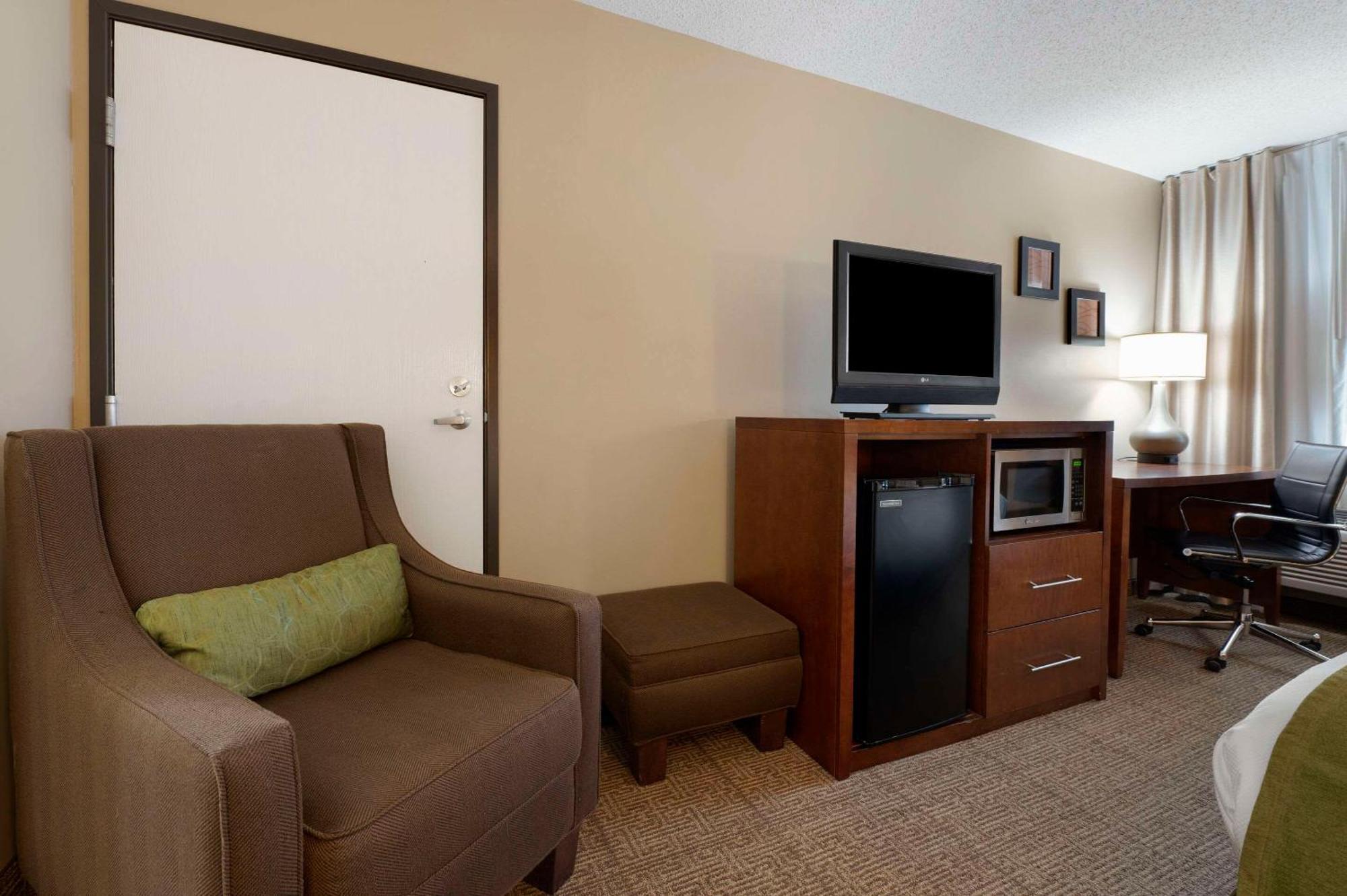 คอมฟอร์ต อินน์ โรมวิลล์ - บอลิงบรูก โรมิโอวิลล์ ภายนอก รูปภาพ